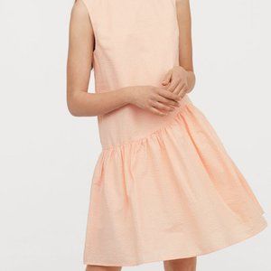 NWT H&M Sleeveless Seersucker Dress, Straight Cut w/Flared Skirt, Lined, SZ 4
